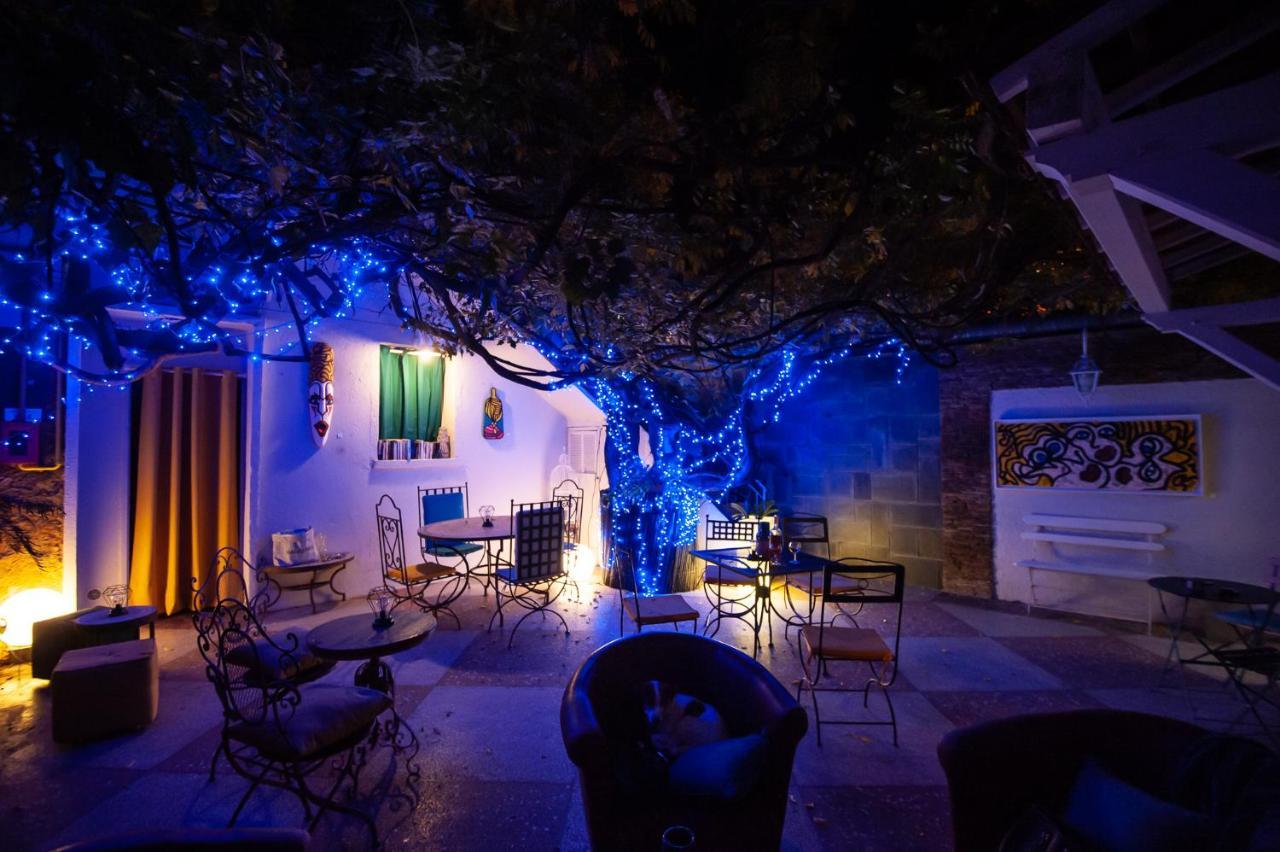 Hotel L'Atmosphere Sanary-sur-Mer Exterior foto